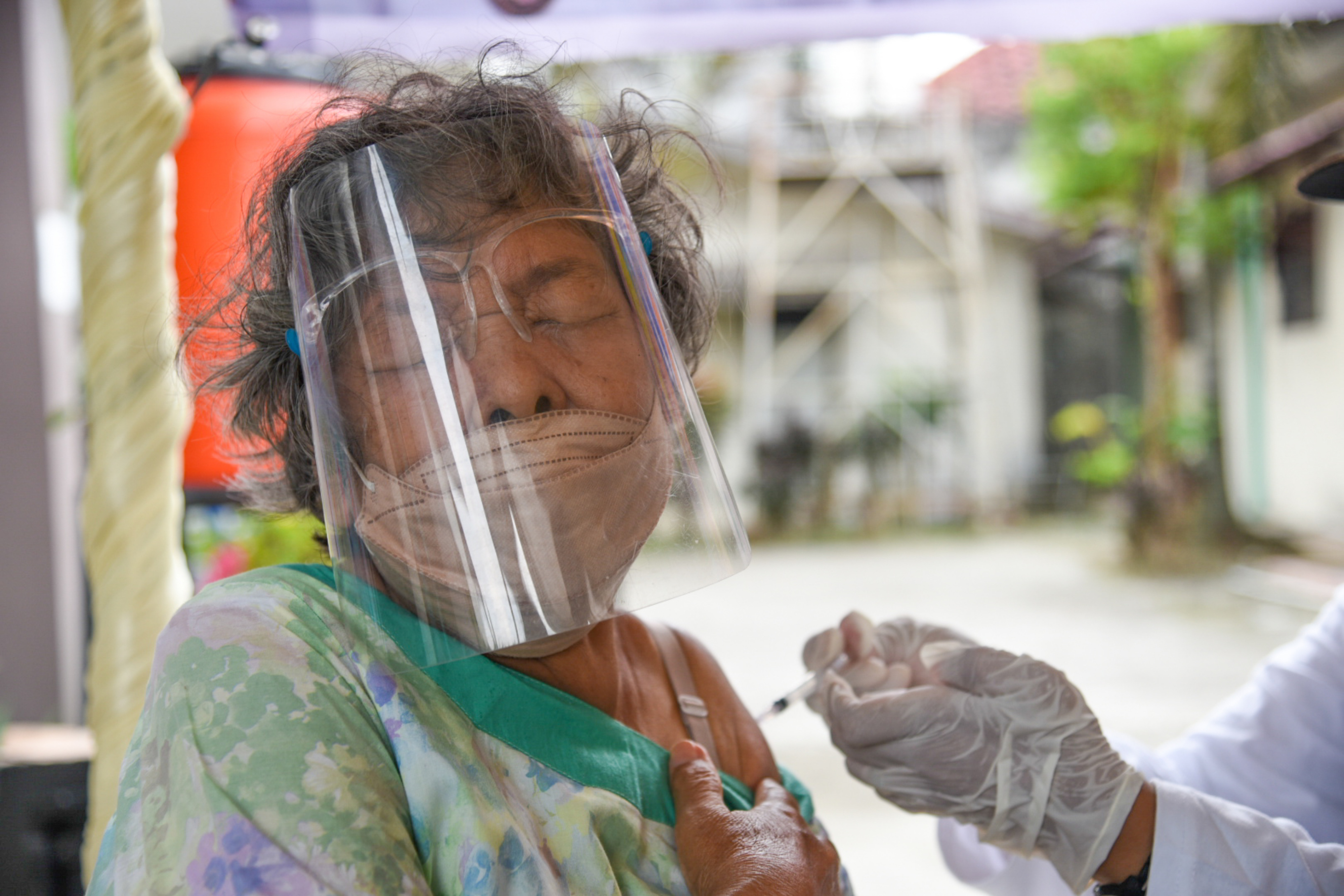 Capaian Vaksin Covid-19 Lengkap Lansia 45,90%