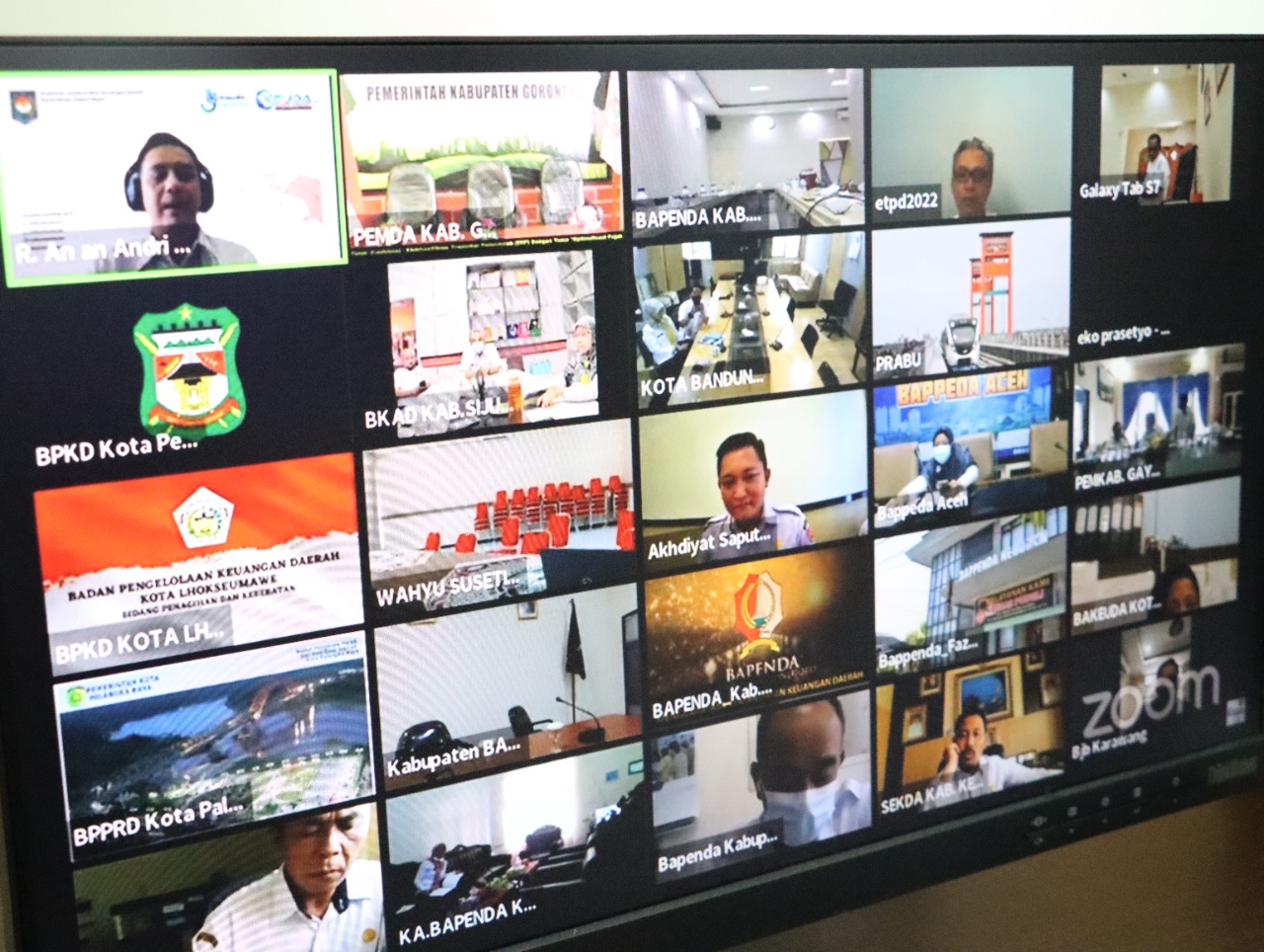 Webinar Series 3 yang digelar Ditjen Bina Keuda Kemendagri