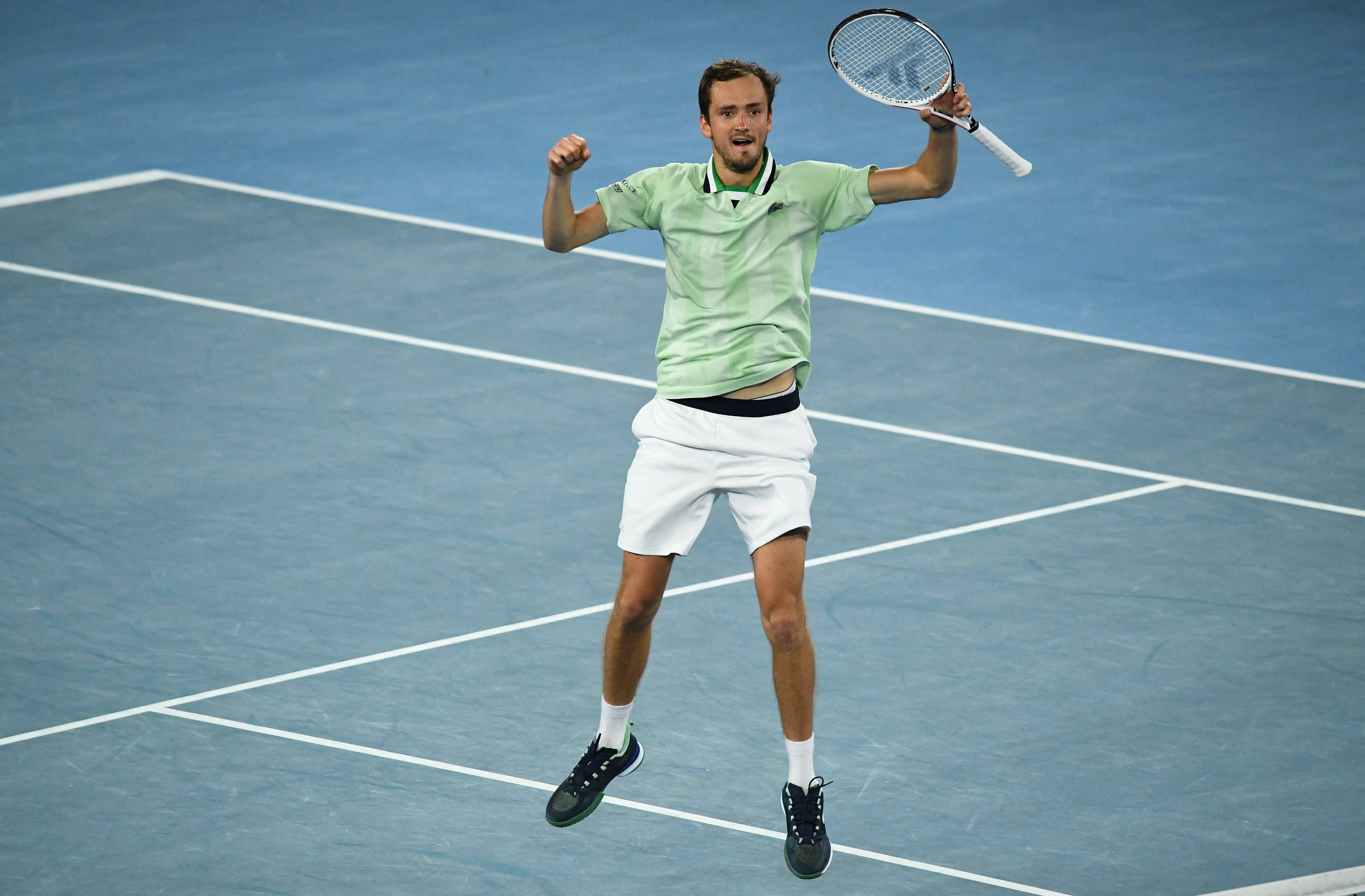 Medvedev dan Tsitsipas Siap Bersaing Rebut Tiket Final Australia Terbuka