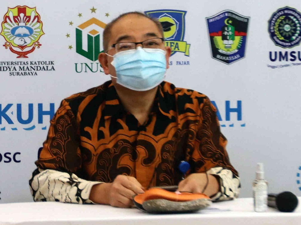 Rektor Universitas Katolik Widya Mandala (UKWMS) Kuncoro Foe