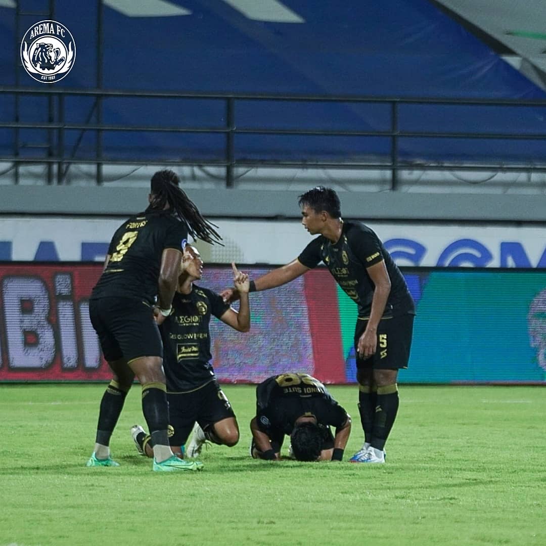 Cukur PSS Sleman, Arema FC Gusur Persib dari Pucuk Klasmen