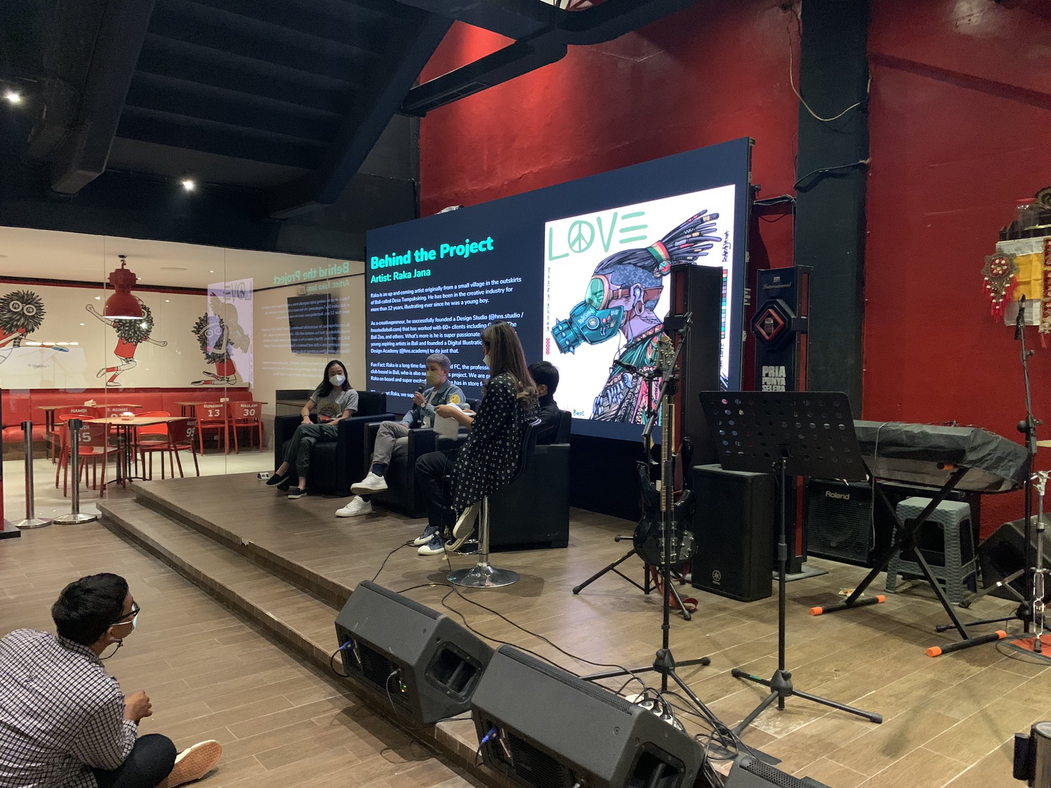 Suasana peluncuran NFT produksi Bali United, Baliverse.