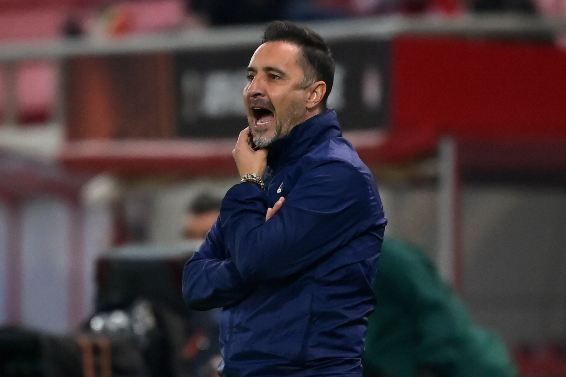 Pelatih asal Portugal Vitor Pereira