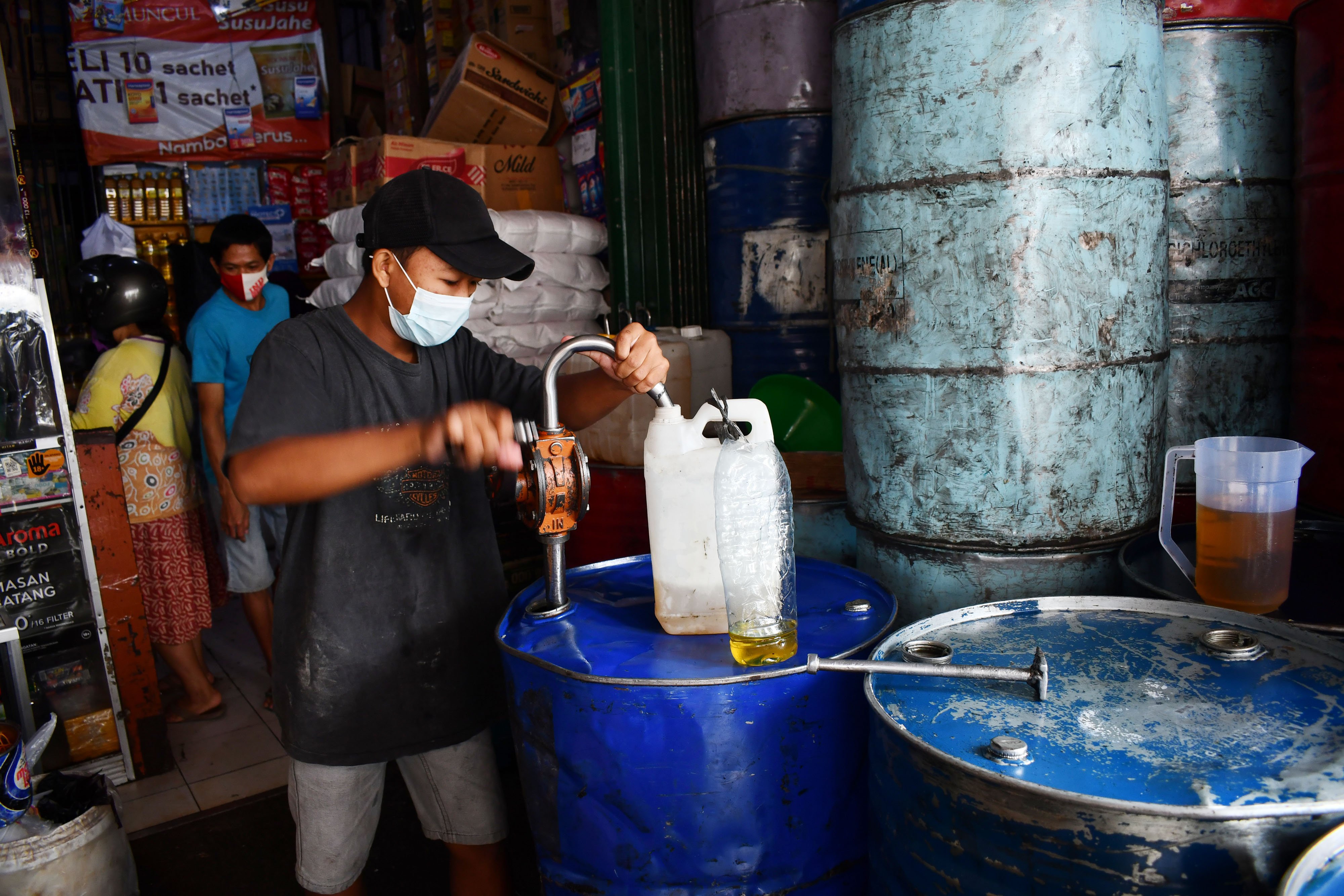 Besok, Mendag Pastikan Harga Minyak Goreng Eceran Jadi Rp11.500