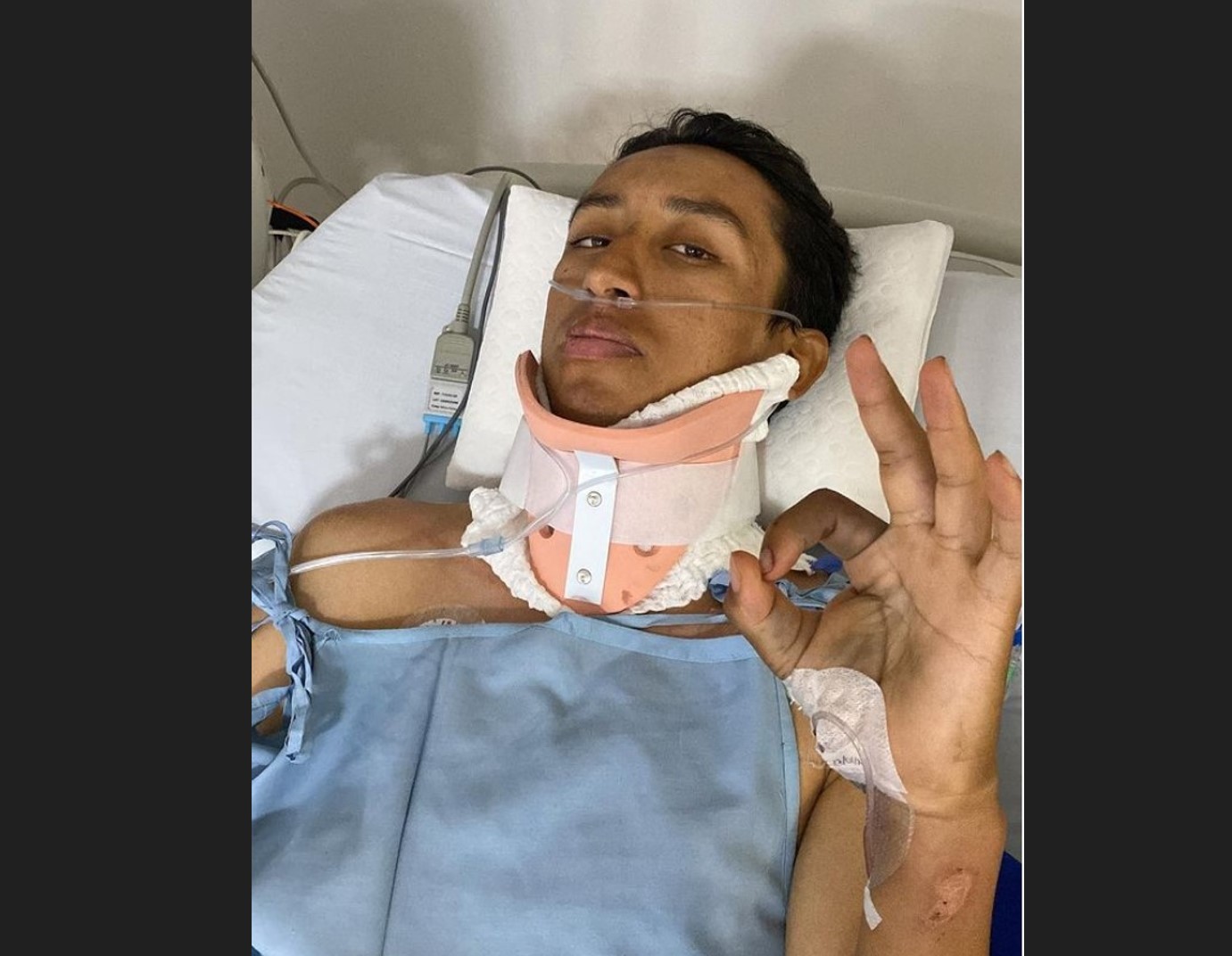 Egn Bernal berada di rumah sakit pascakecelakaan di Kolombia.