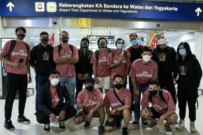 Klub DNA Bima Perkasa Jogja tiba di Jakarta pada Senin (3/1). Mereka akan melakukan dua laga uji coba.