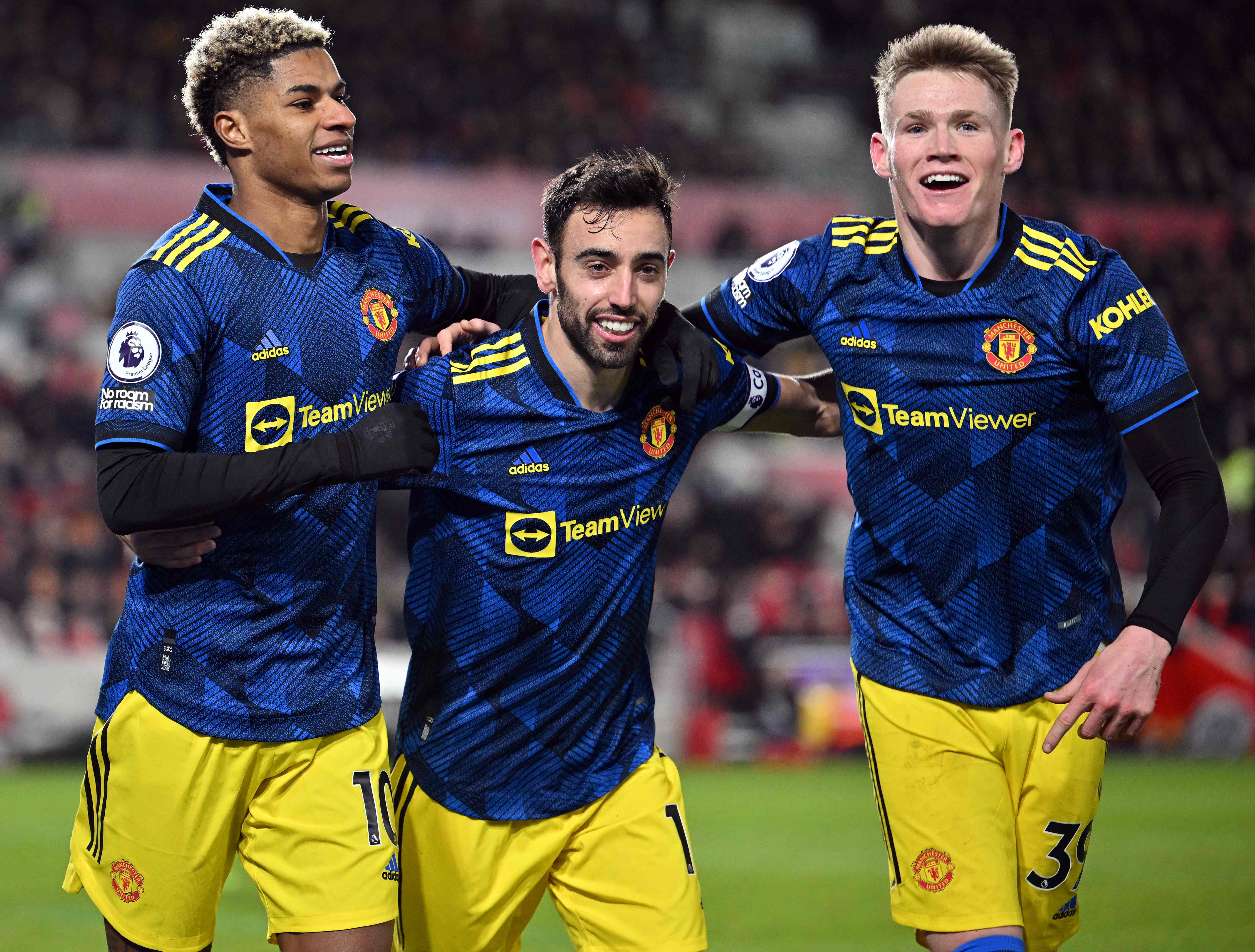 Para pemain Manchester United melakukan selebrasi usai mencetak gol ke gawang Brentford di laga Liga Primer Inggris.