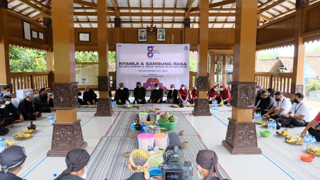 PT Semen Gresik (PTSG) Pabrik Rembang  mengadakan nyawiji dan sambung rasa dengan Sedulur Sikep Samin di Klopoduwur, Blora.