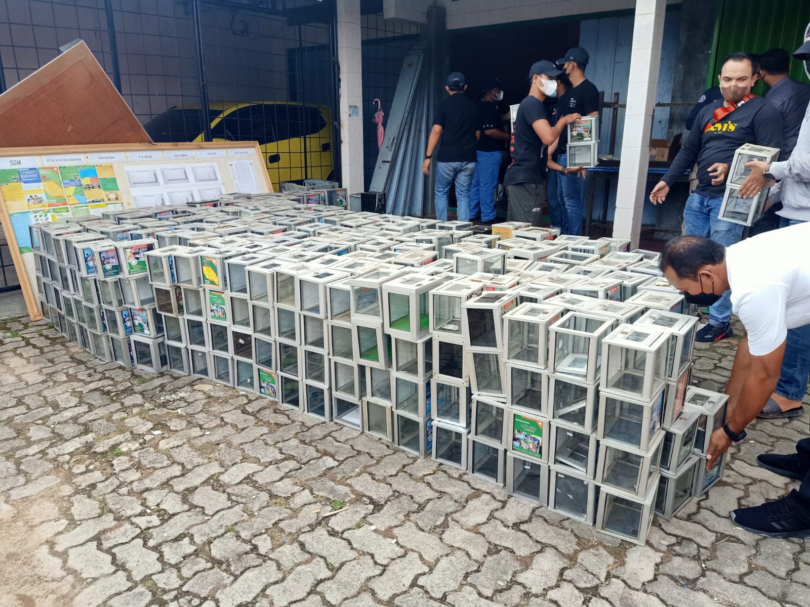 Kotak amal yang sebagain infaqnya digunakan untuk mendanai kegiatan terorisme