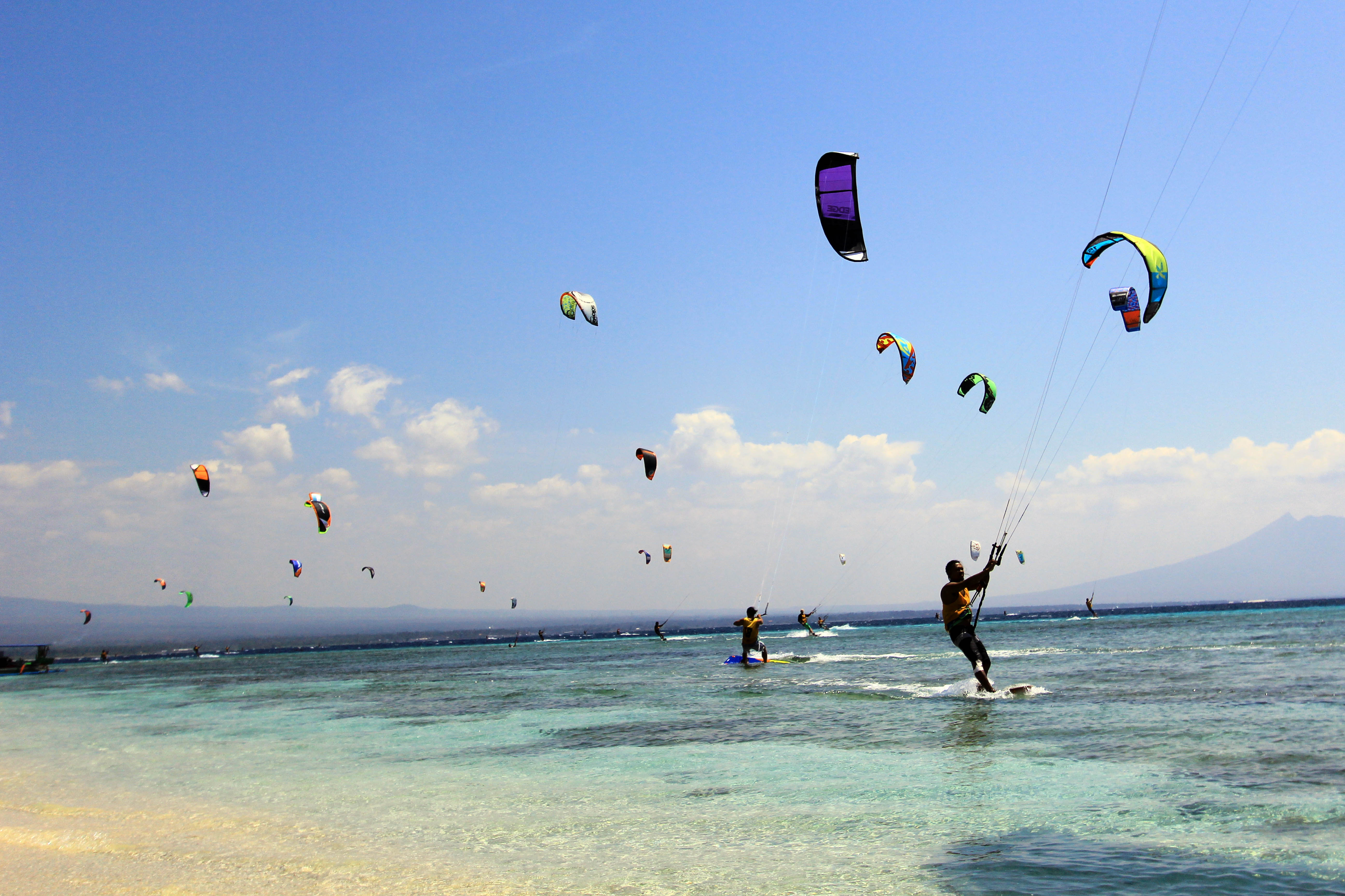 Kitesurfing