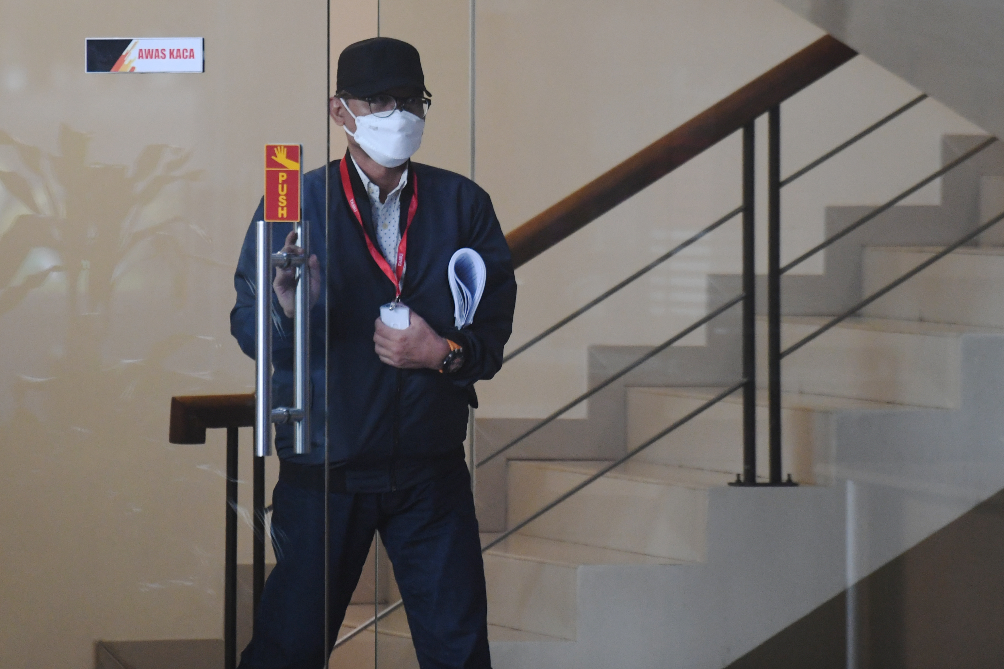 Ketua DPRD Bekasi Chairoman J Putro saat menjalani pemeriksaan di KPK