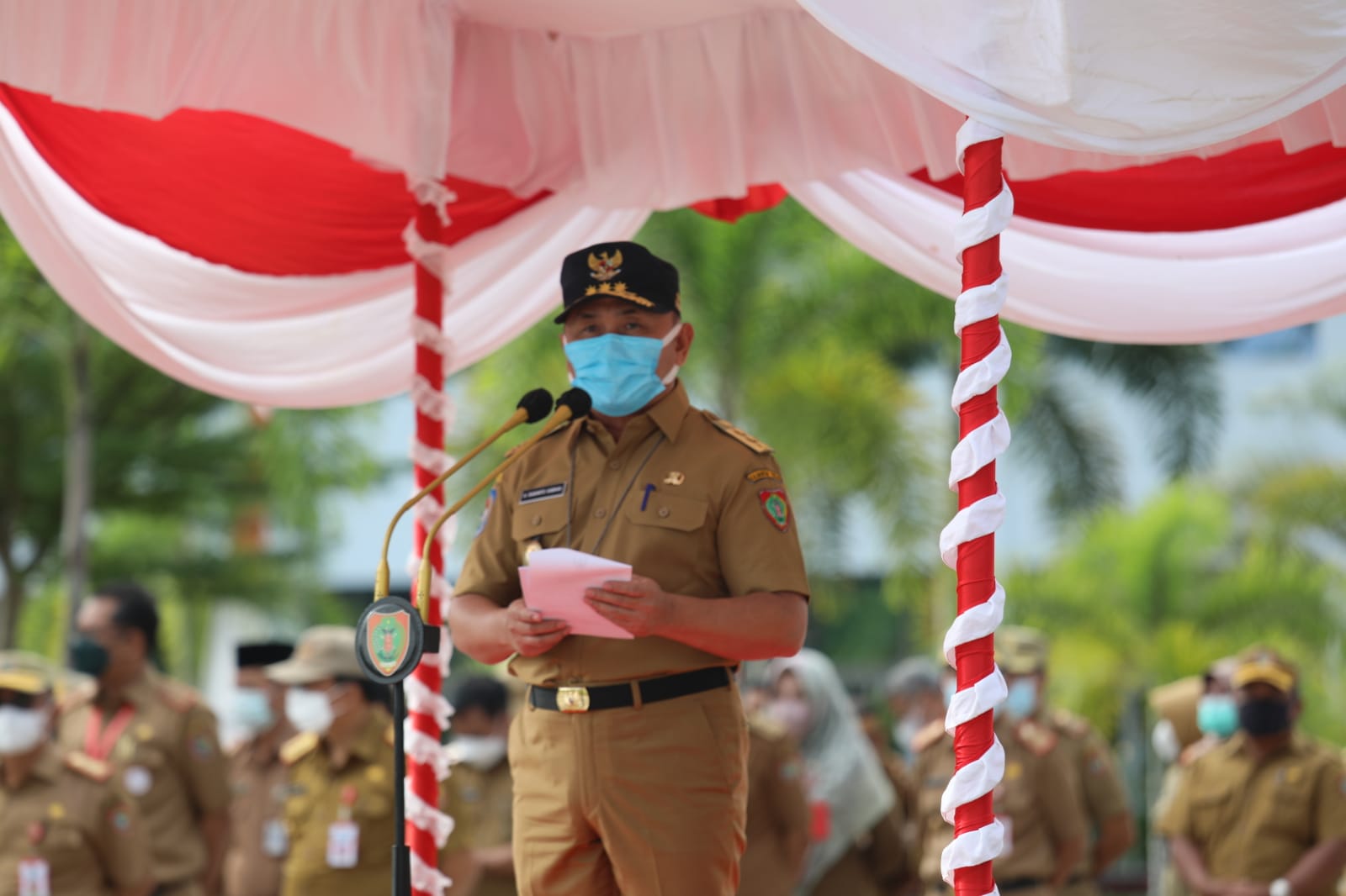 Gubernur Kalteng Sugianto Sabran saat memberikan arahan untuk tetap menjalankan prokes. 