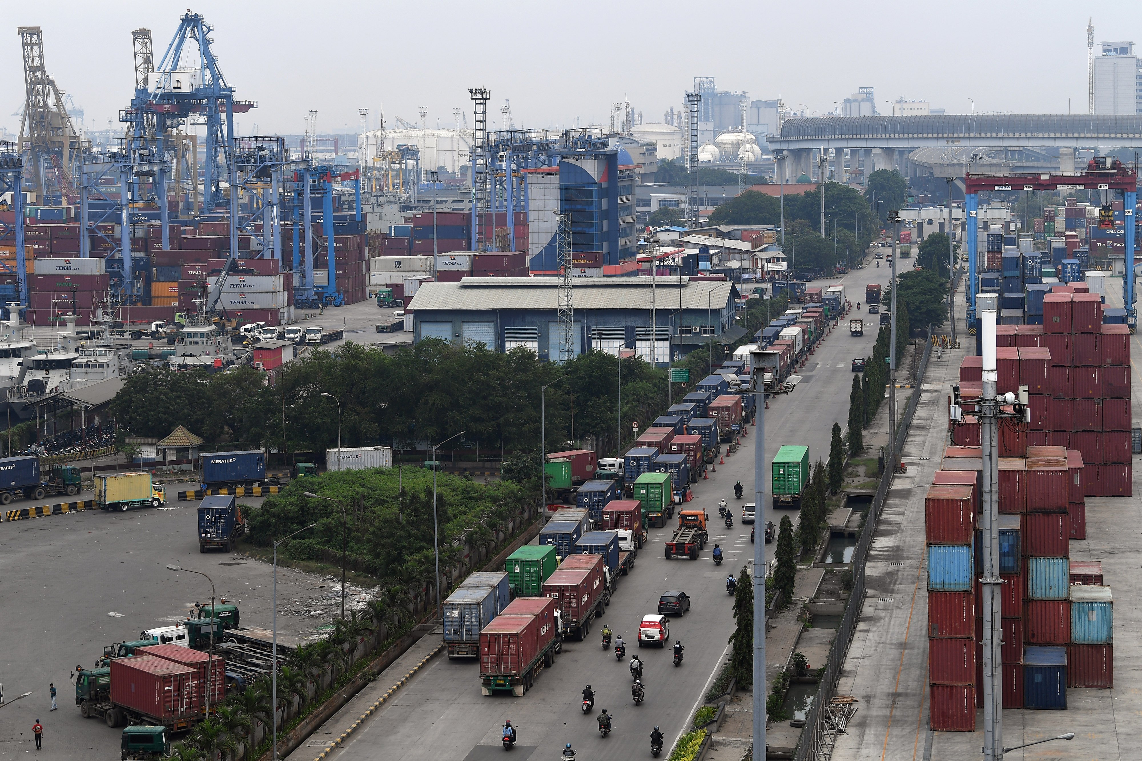 Serikat Pekerja Bongkar Muat Minta Kenaikan Upah di Atas UMP DKI 