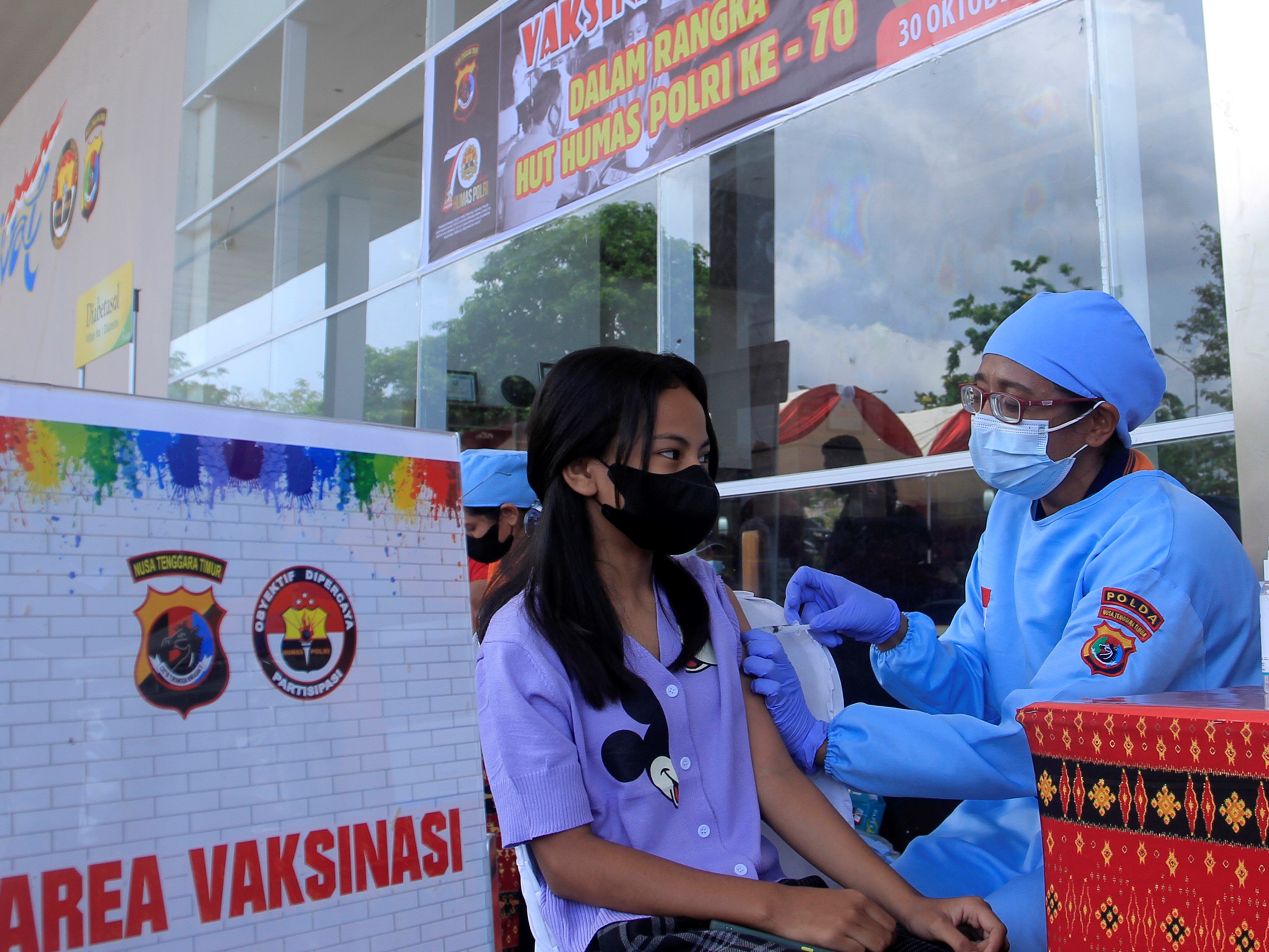 Cakupan Vaksinasi Covid-19 di NTT Capai 70,53%