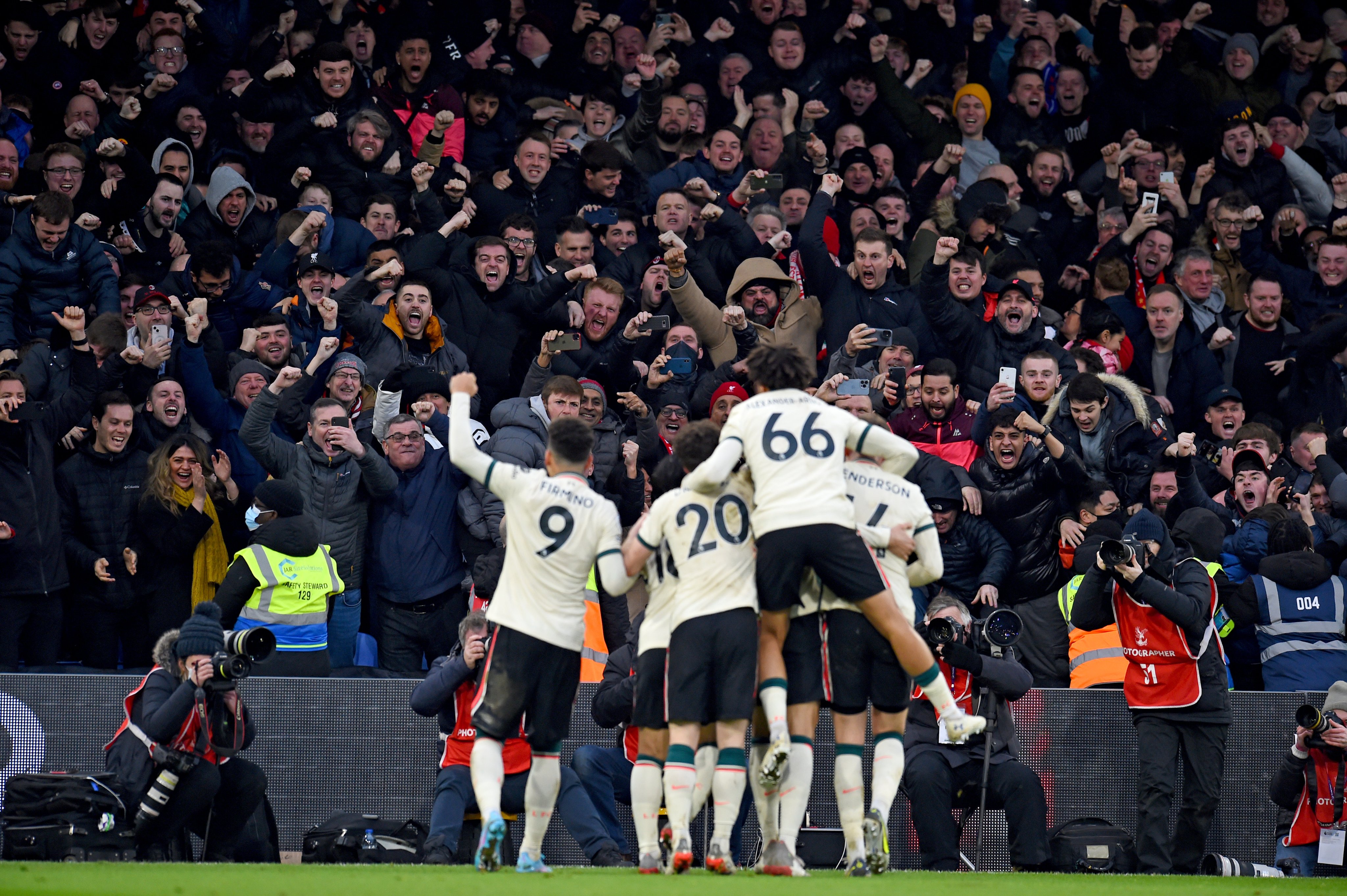 Liverpool Tekuk Crystal Palace 3-1