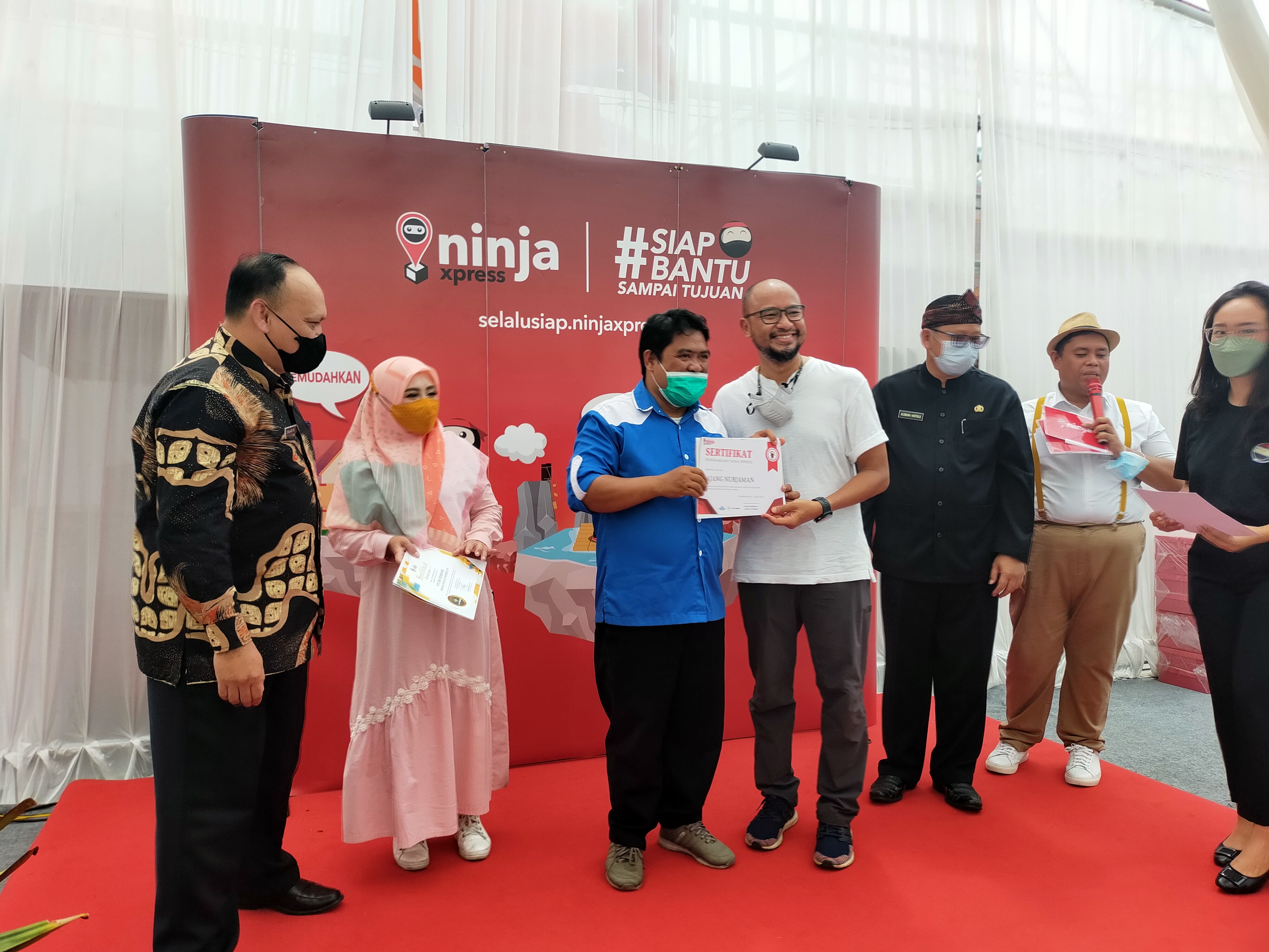  Pembukaan program creative business solutions oleh Ninja Xpress di Tasikmalaya, Jawa Barat