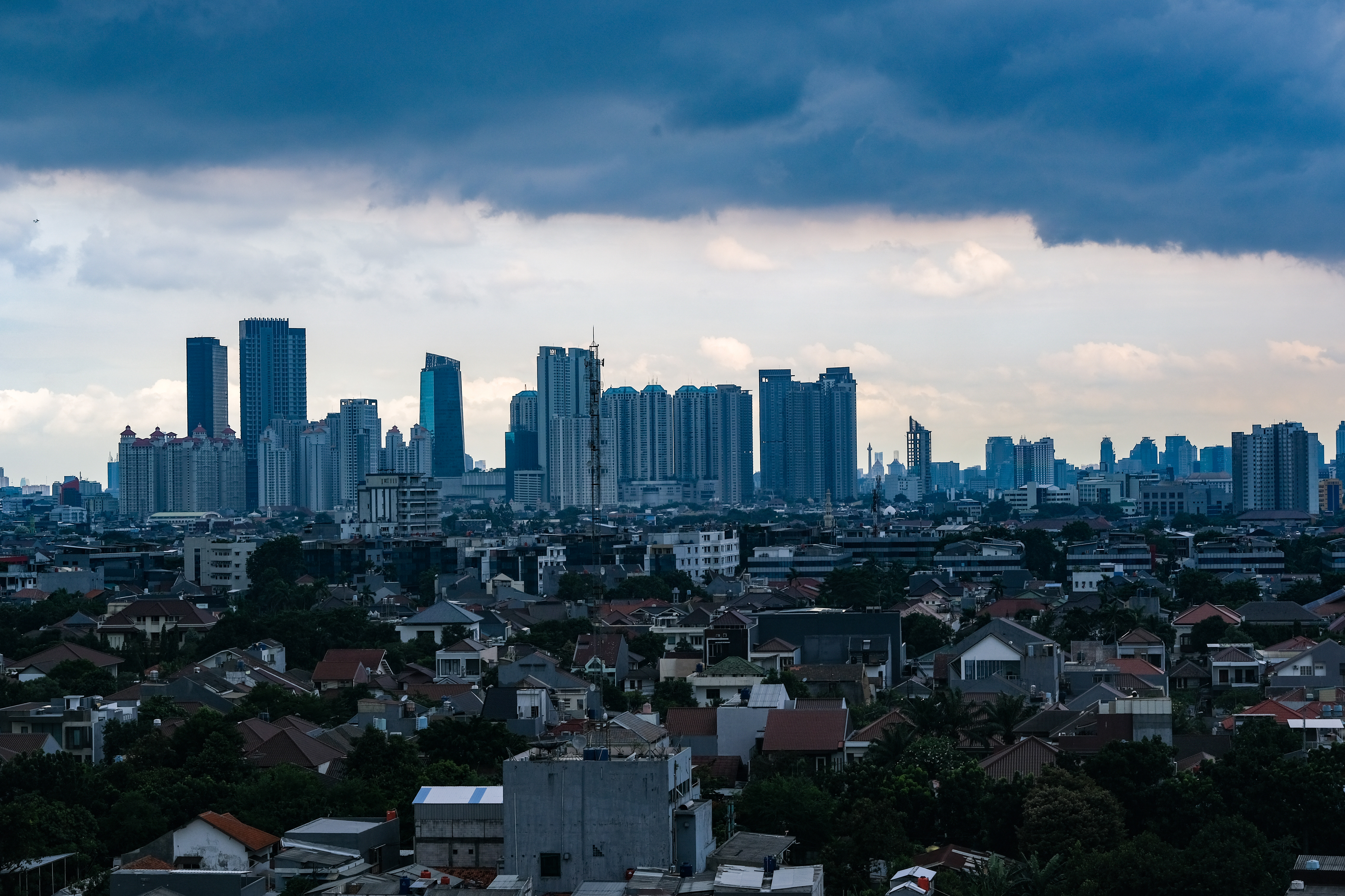 Jakarta Selatan Berpotensi Diguyur Hujan Sore Ini