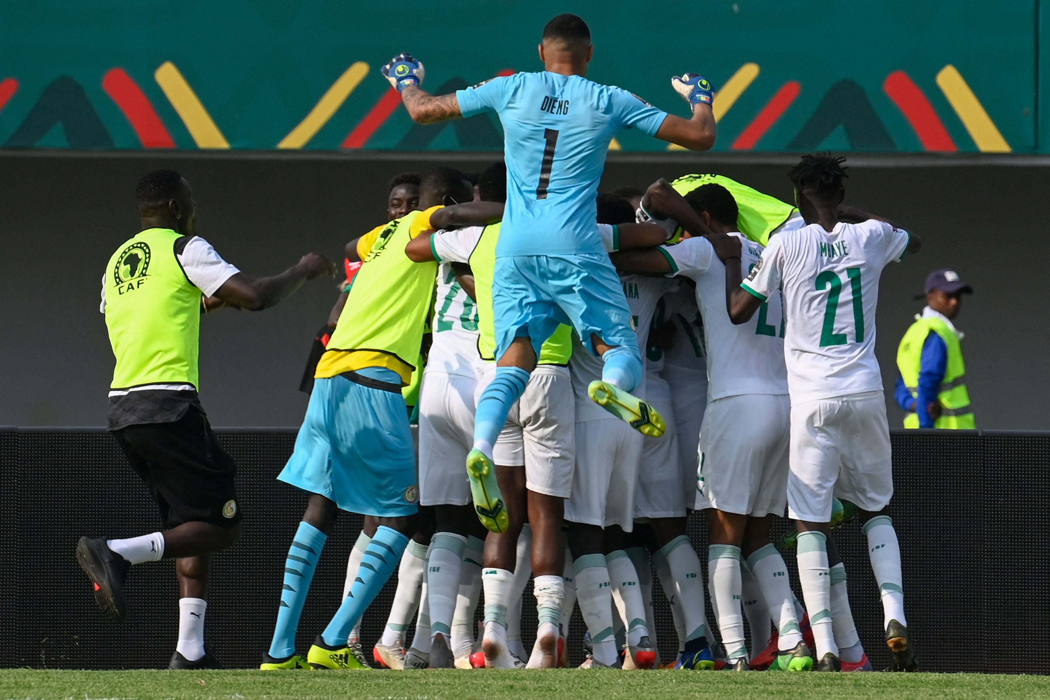 Penalti Larut Mane Antar Senegal Kalahkan Zimbabwe