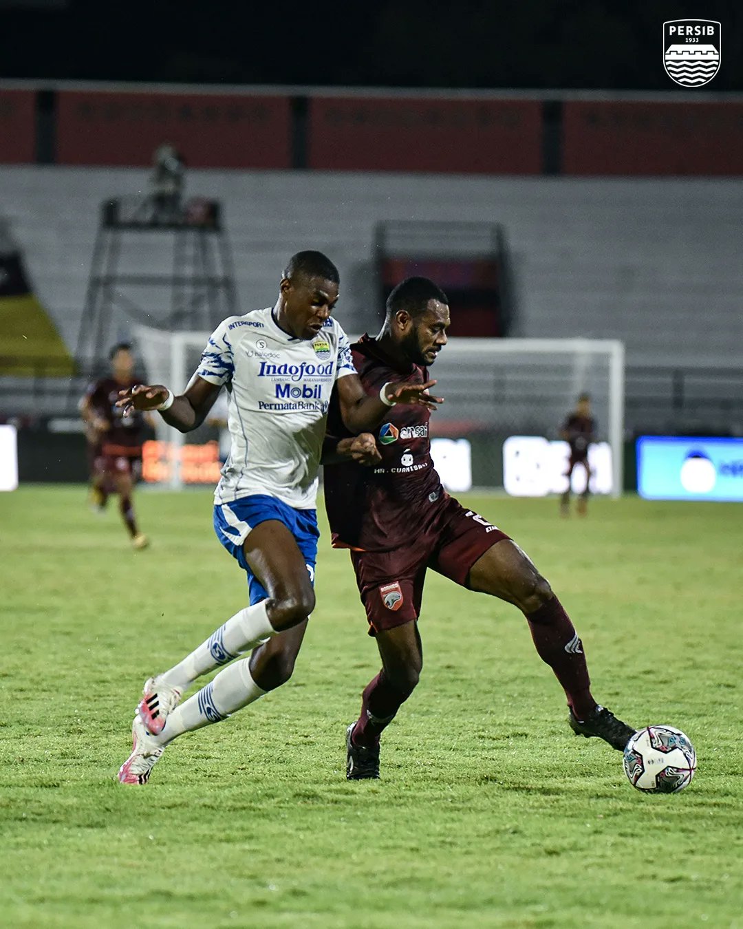 Laga Persib lawan Borneo FC