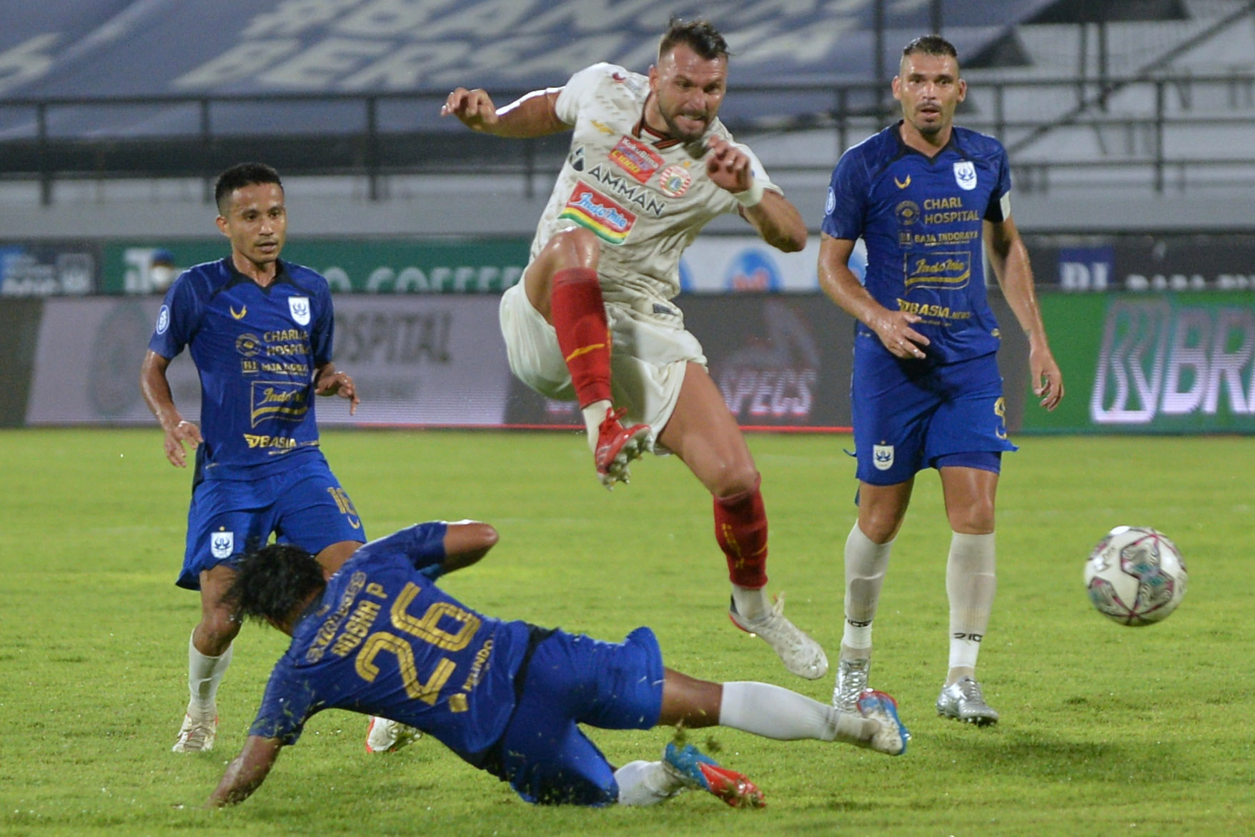 Laga Liga 1 antara Persija dan PSIS