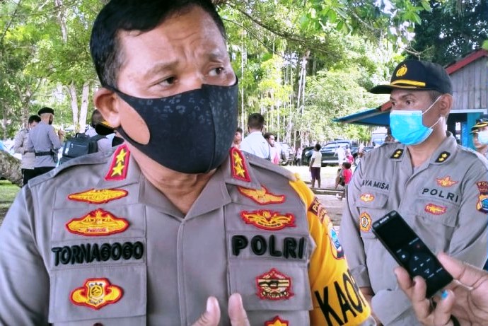 KAPOLDA Papua  Barat Irjen Pol Tornagogo Sihombing 