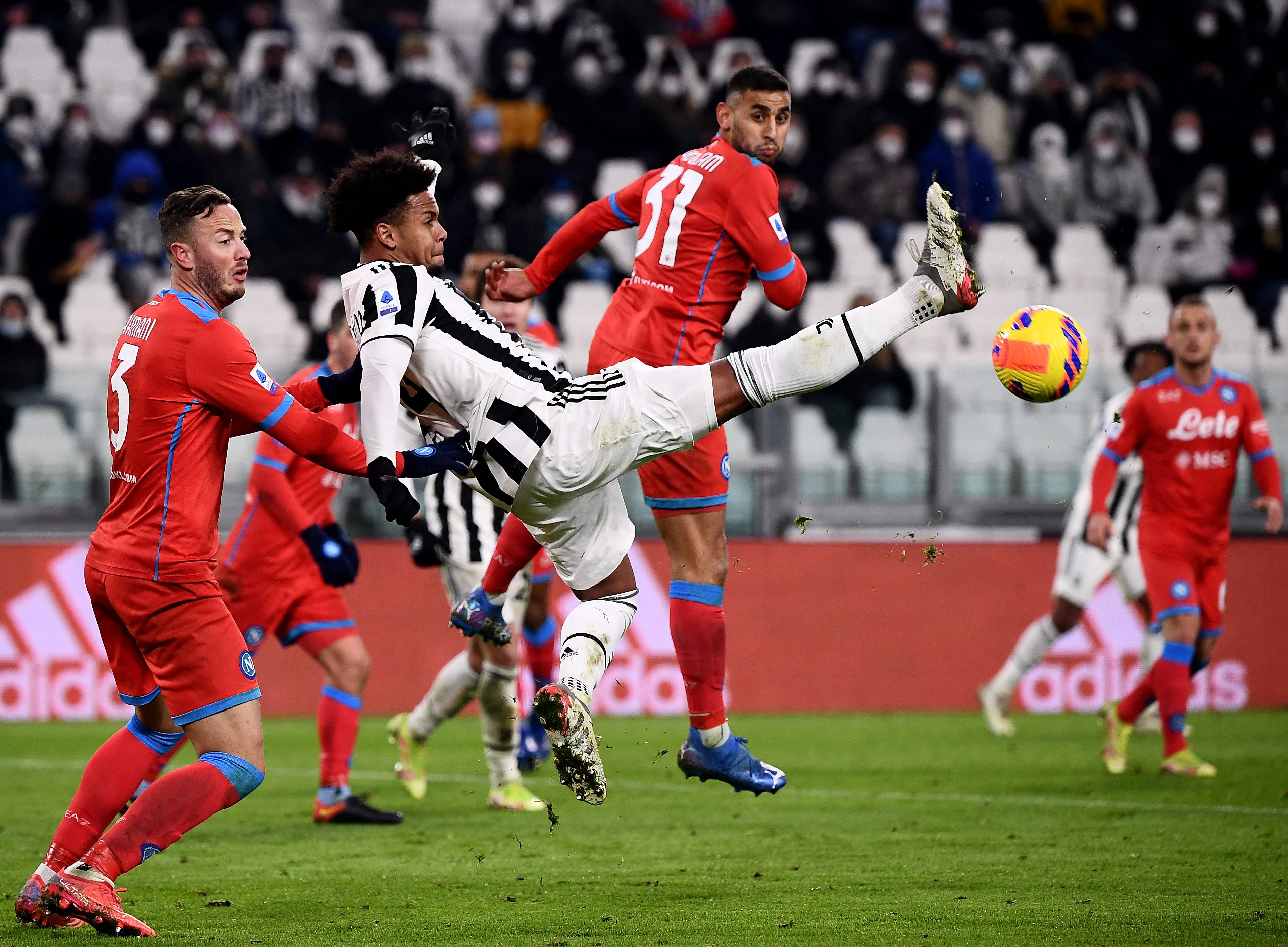 Laga Serie A antara Juventus dan Napoli