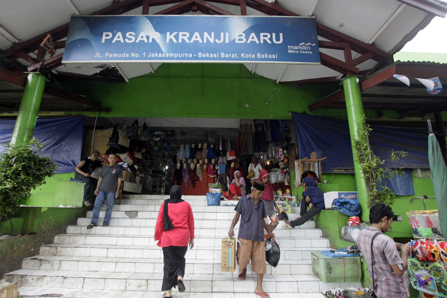 Pasar Kranji, salah satu pasar tradisional di Kota Bekasi.