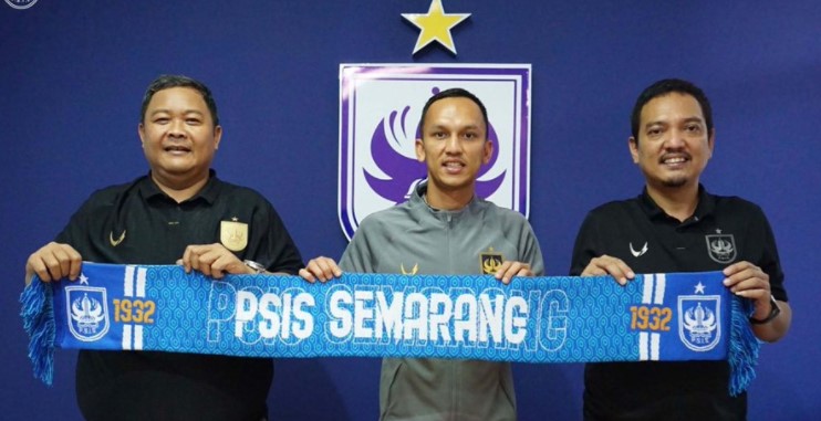 rachmad Hidayat saat diperkenalkan PSIS
