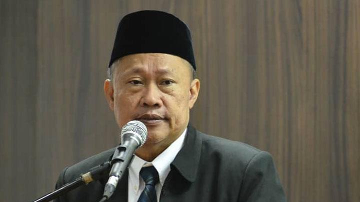 Rektor UNJ Komarudin.