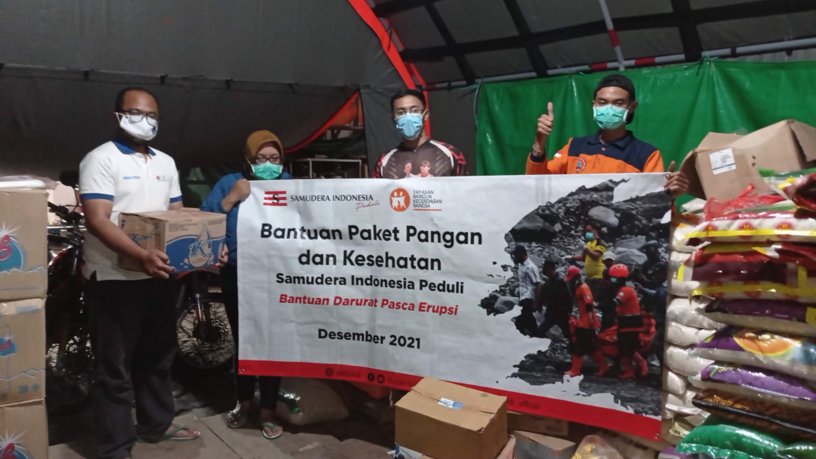Donasi YBKB untuk warga terdampak erupsi Gunung Semeru