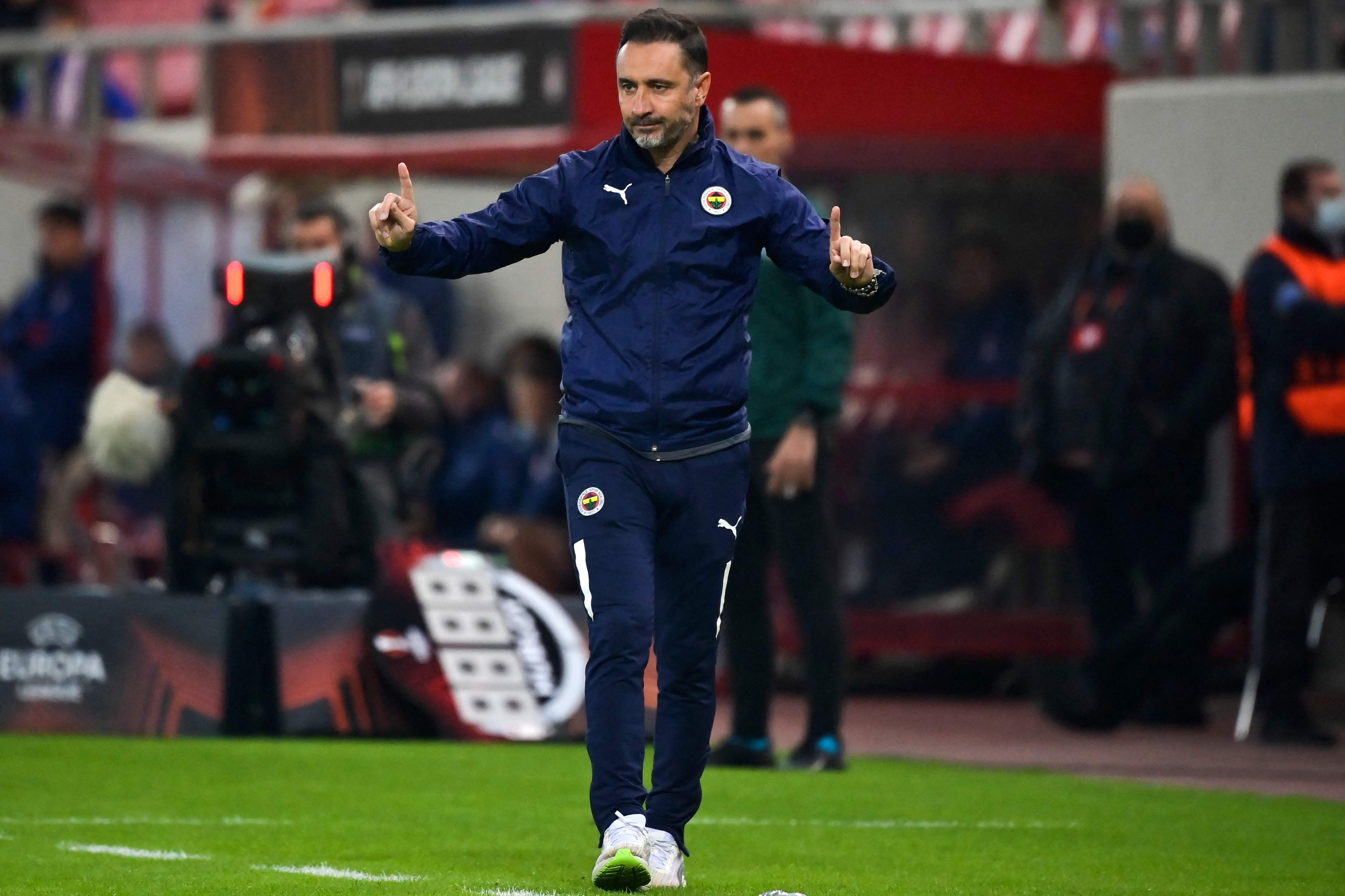 pelatih asal Portugal Vitor Pereira