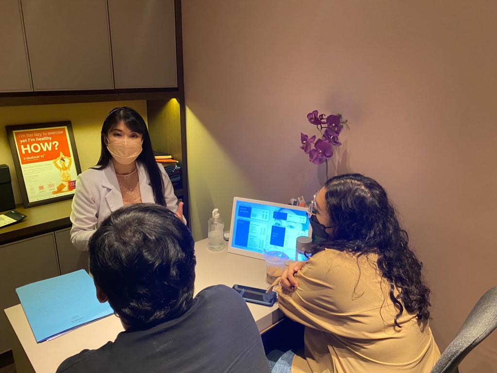 Ilustrasi. Sesi konsultasi bersama dokter.