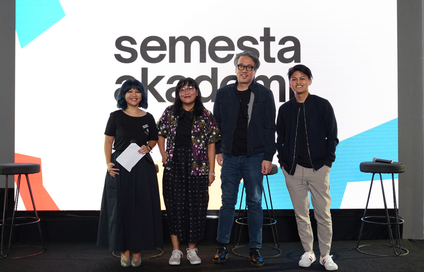 (Dari kiri ke kanan) Desy Bachir, Gina S Noer, Eric Widjaja, dan Agung Hapsah yang menjadi kolaborator dalam program Semesta Akademi.