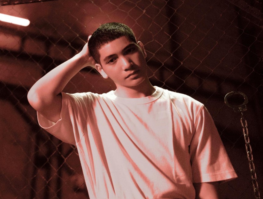 Penyanyi Rafi Sudirman