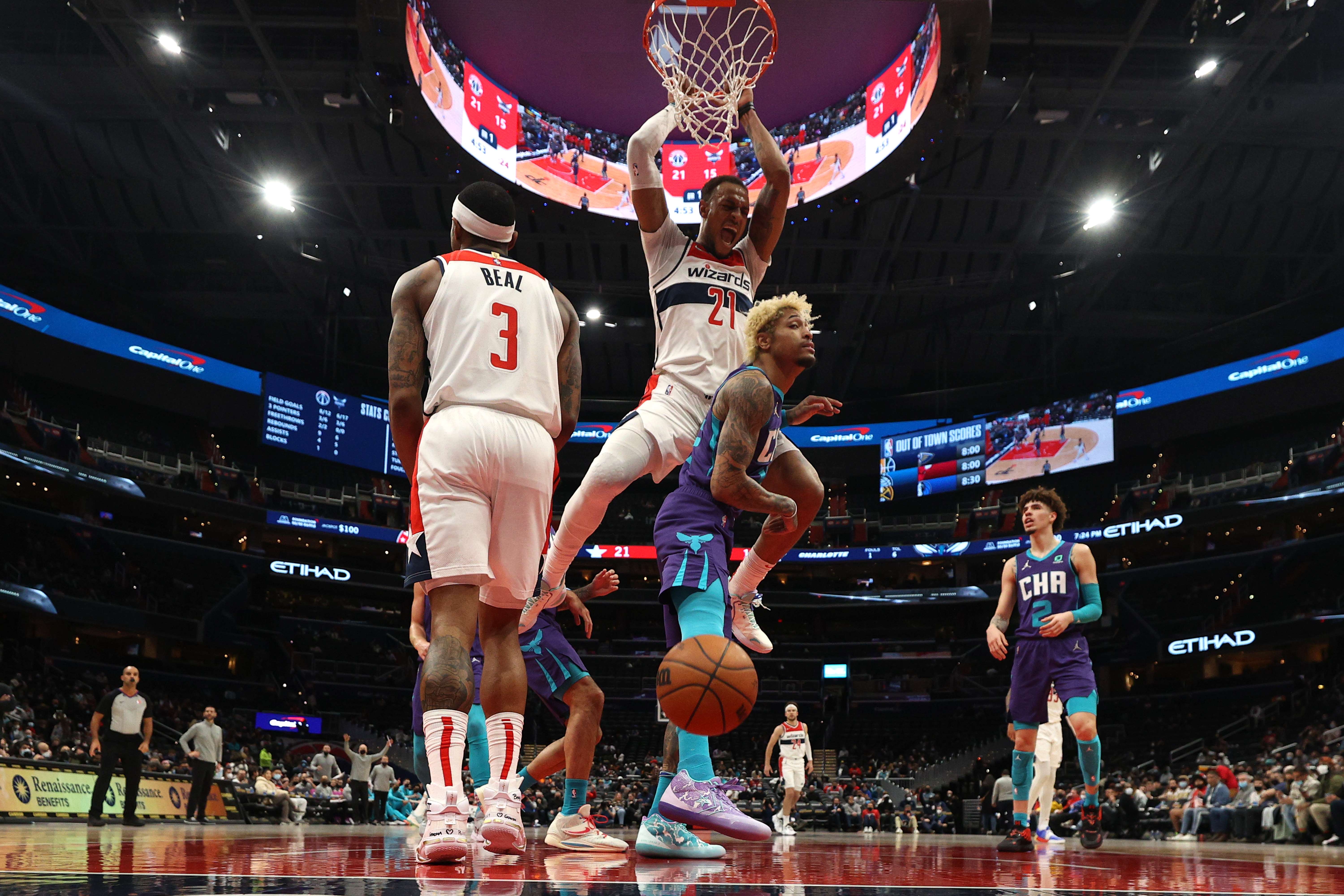 Laga NBA antara Washington Wizards dan Charlotte Hornets