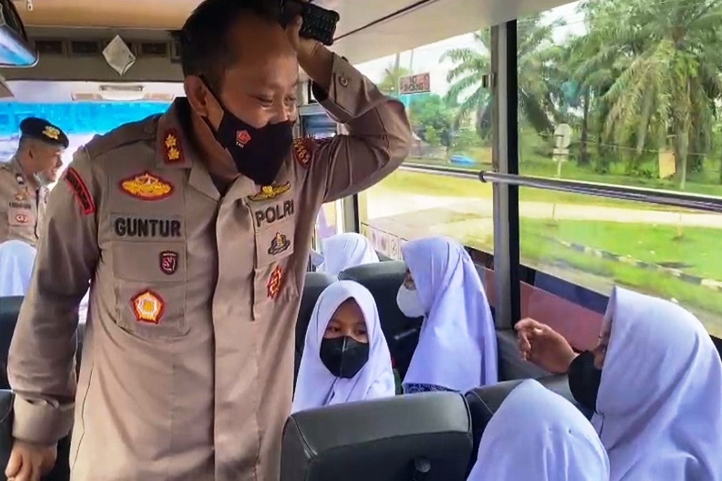 Kapolres Bungo Rangkul Pelajar Hadang Omicron