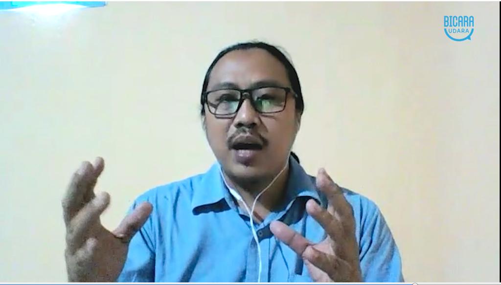  Direktur Ecological Observation & Wetland Conservation (Ecoton), Prigi Arisandi.