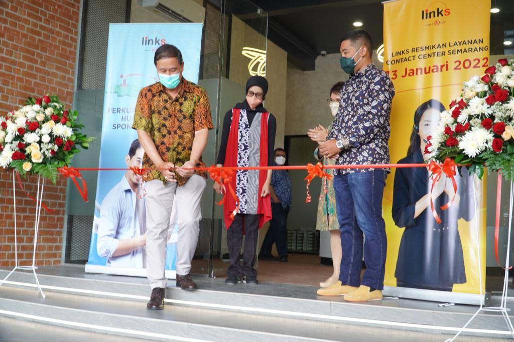 Presiden Direktur Links