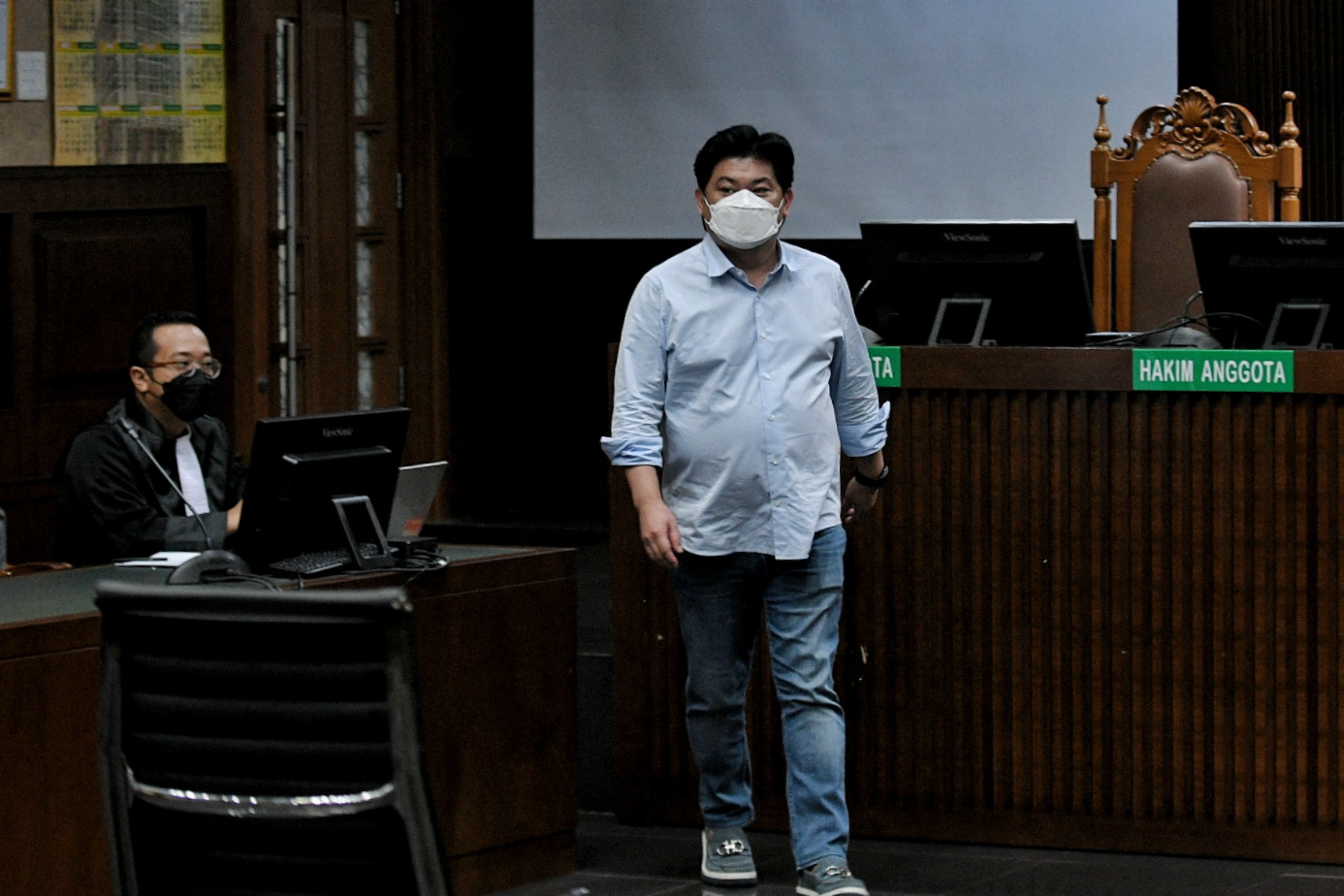 Terdakwa kasus korupsi ASABRI Heru Hidayat saat siang vonis putusan hakim