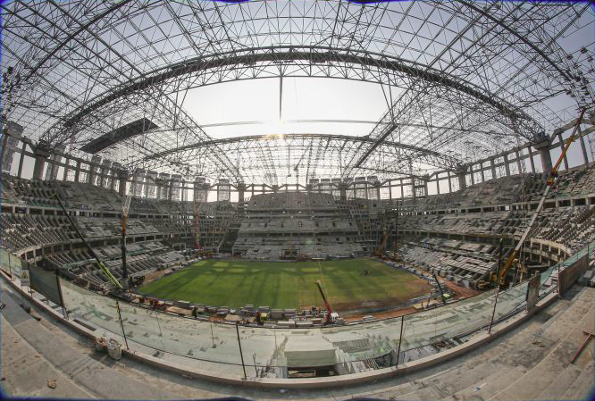 Suasana pembangunan Jakarta International Stadium (JIS) di kawasan Tanjung Priok, Jakarta.