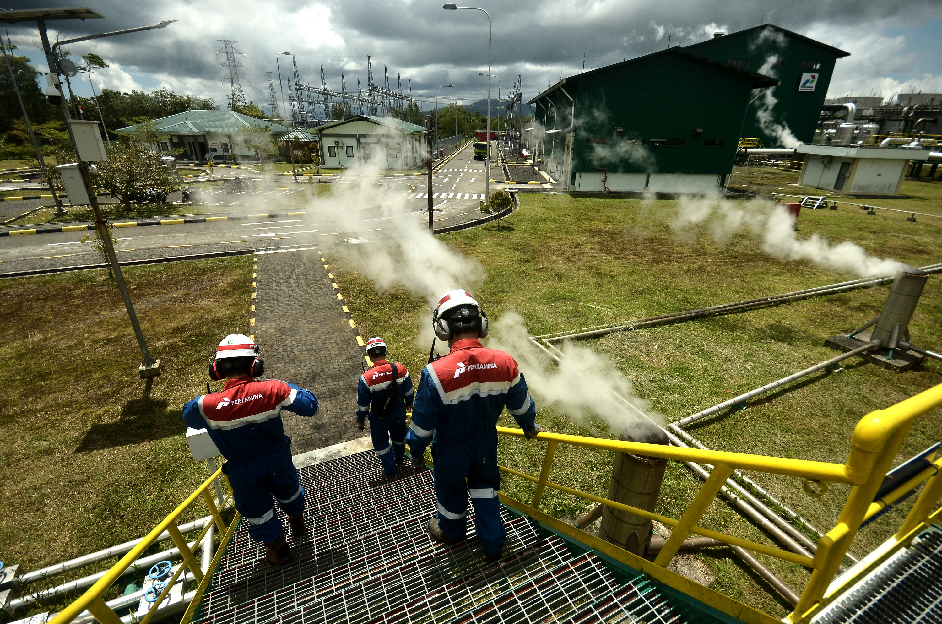 Pemerintah mendorong pengembangan geothermal sebagai bagian energi terbarukan.