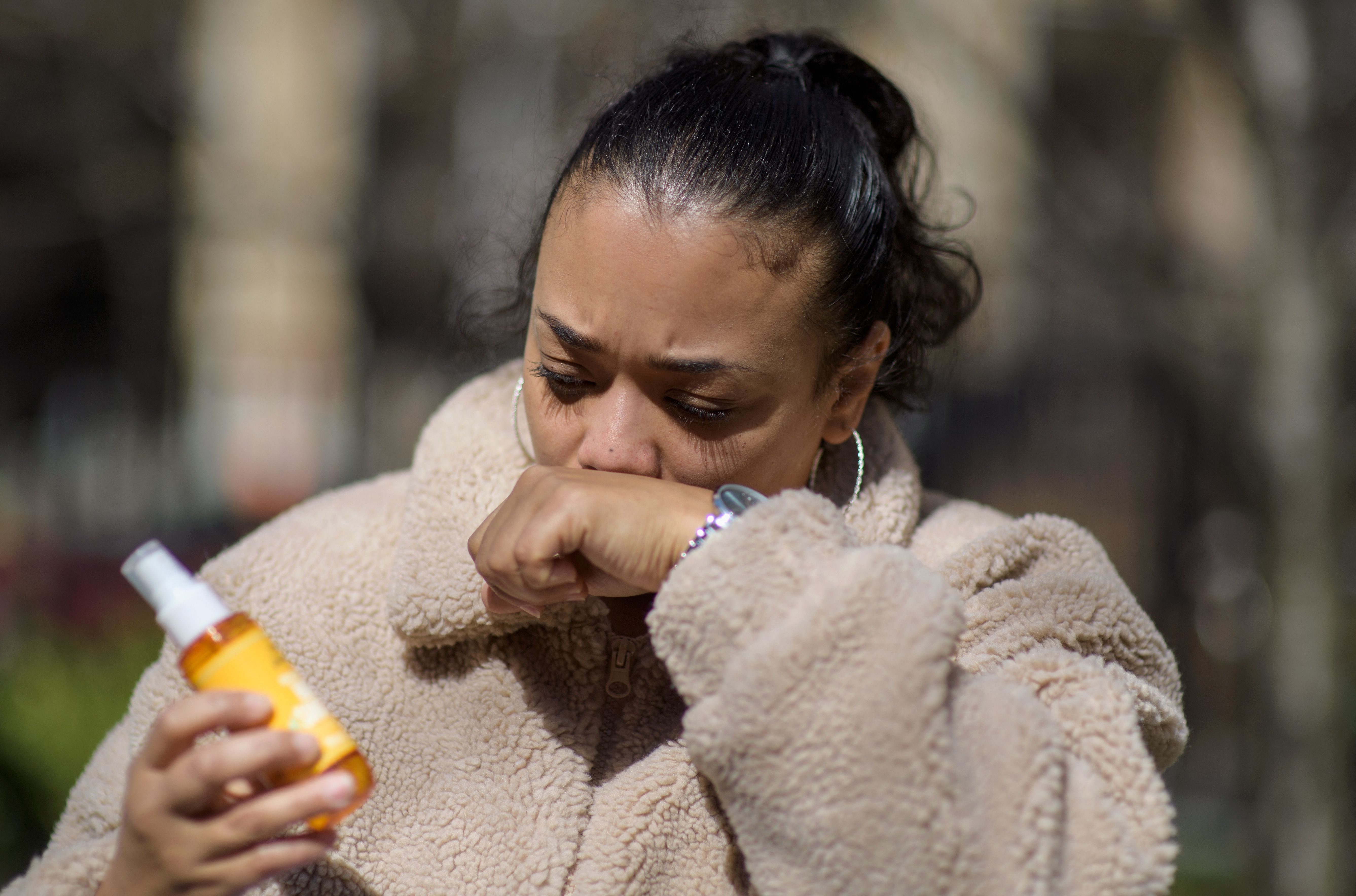 Ilustrasi nose sanitizer