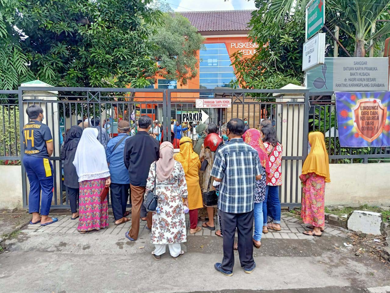 Puskesmas di Surabaya, Jatim kembali buka 24 jam.