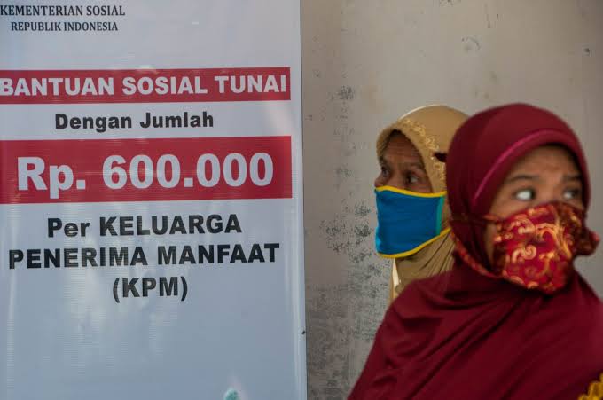 Ilustrasi bantuan sosial tunai (BST)