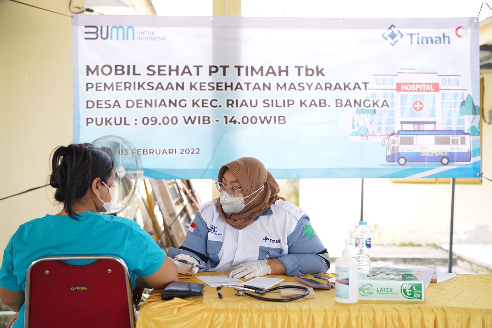 Mobil Sehat PT Timah memberikan pelayanan kesehatan gratis bagi warga Babel menjangkau daerah yang jauh dari puskesmas.