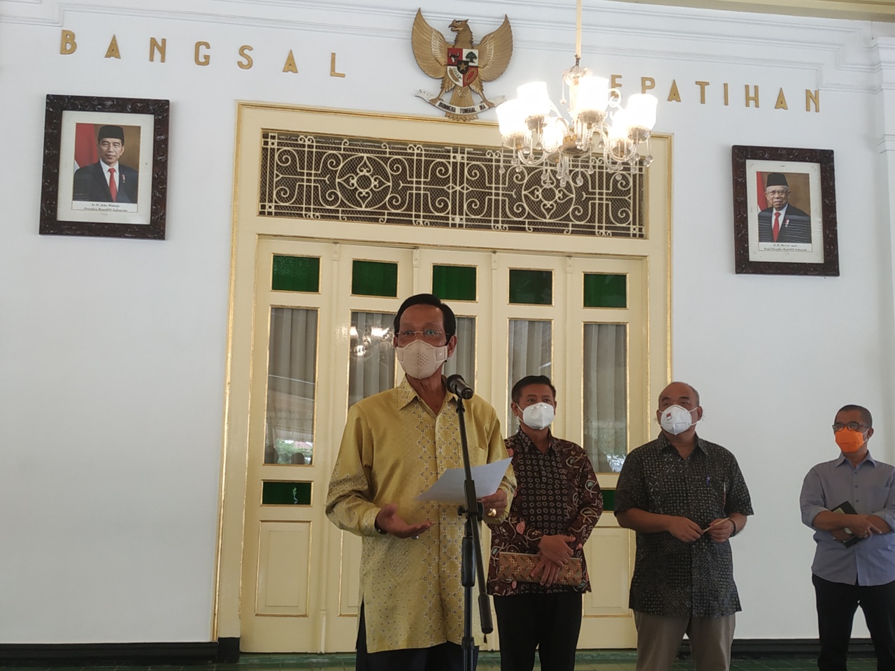 Gubernur Daerah Istimewa Yogyakarta Sri Sultan Hamengku Buwono X