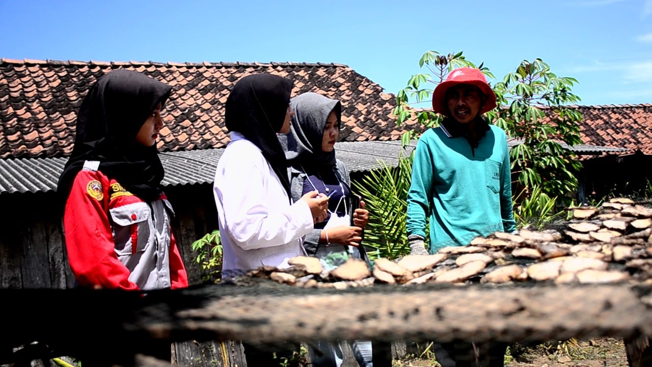 Bisnis center SMK Model PGRI 1 Mejayan Madiun