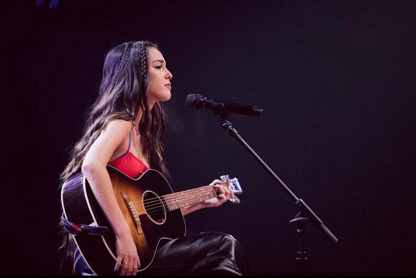 Bulan Depan Olivia Rodrigo Rilis Dokumenter Album Sour