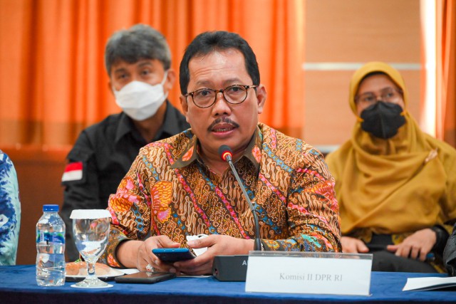 Anggota Komisi II DPR RI Aminurrokhman saat mengikuti Kunjungan Kerja Reses Komisi II DPR RI ke Kota Batam, Kepulauan Riau.