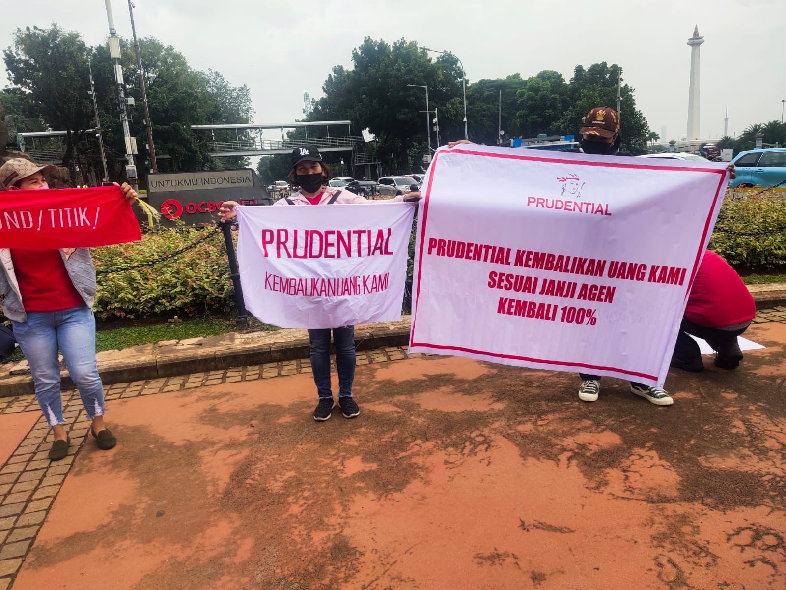 Gelar Aksi Damai, Korban Asuransi Unit Link Minta Bantuan Jokowi 